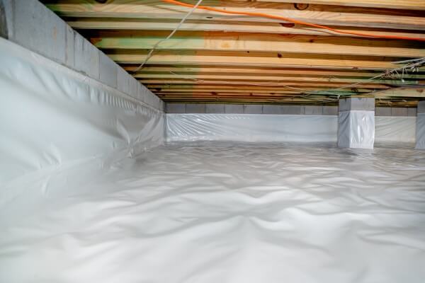 Crawl space with encapsulation 
